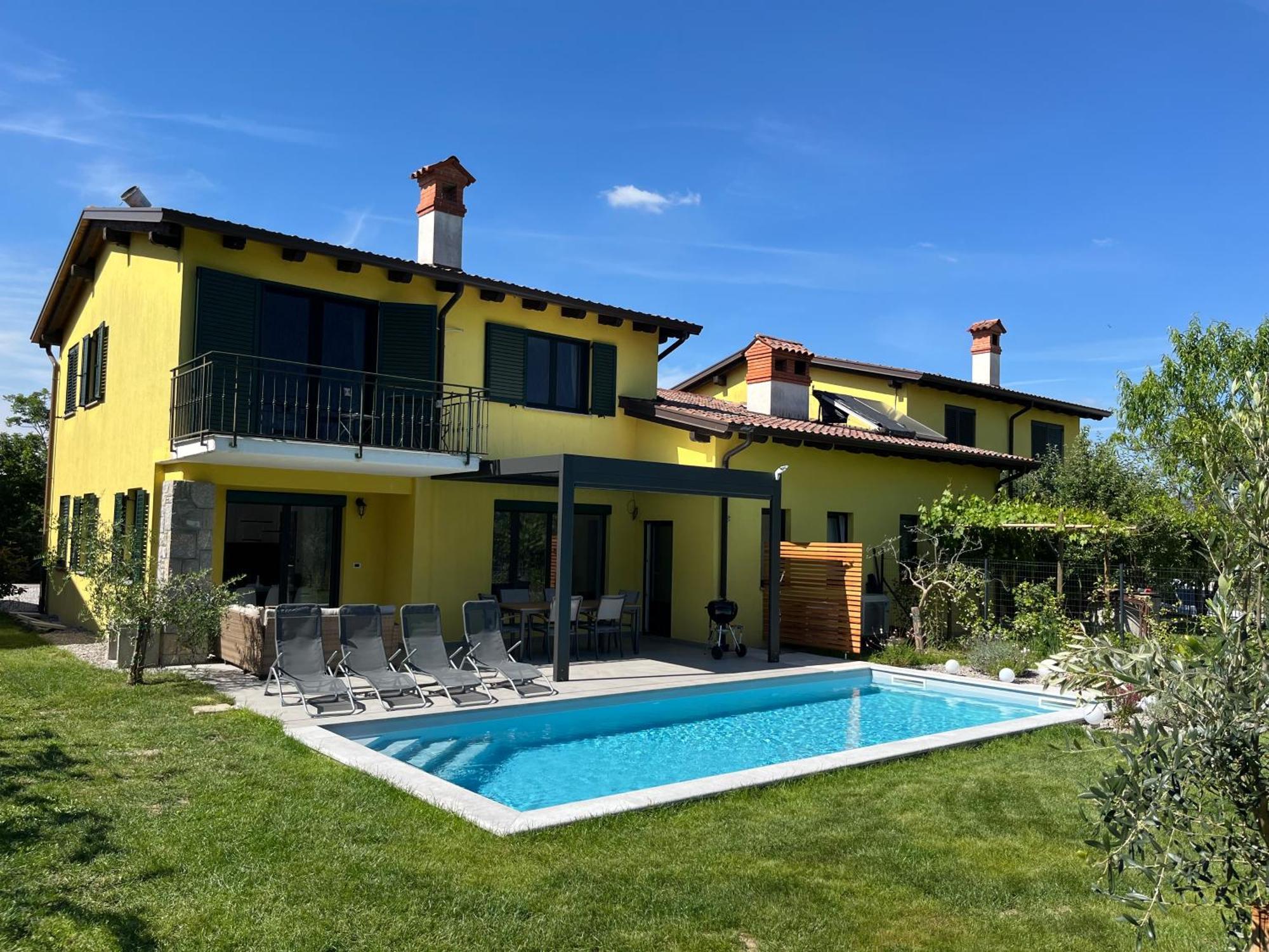 Holiday House Oljka Kobdilj エクステリア 写真